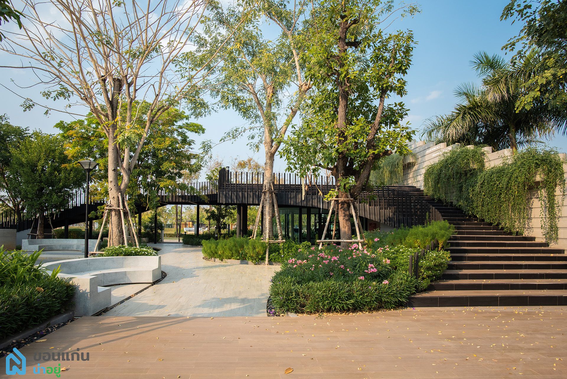มุมกว้างของสวนลอยฟ้า Klever Park