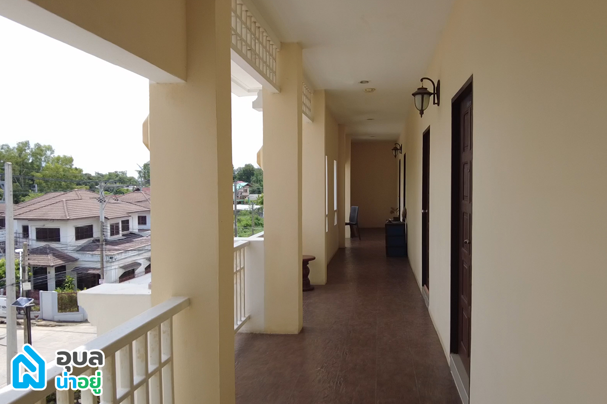 The Nine Mansion ระเบียง