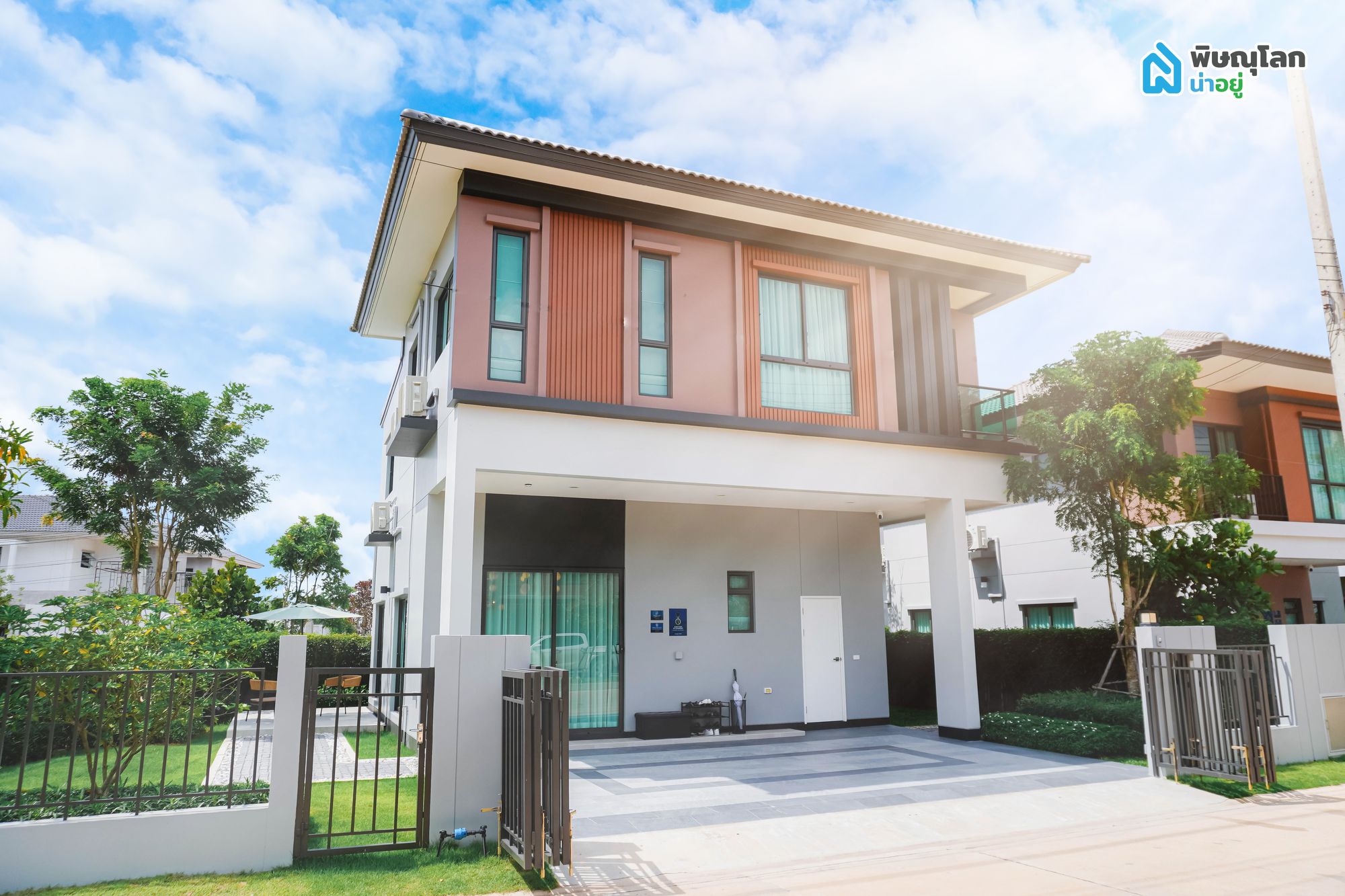 [รีวิวบ้านใหม่] บ้านที่หลายคนฝันถึง บ้านหนึ่งเดียวในเซ็นทรัล ที่โครงการ “เอสเซ็นท์ ทาวน์ พิษณุโลก”