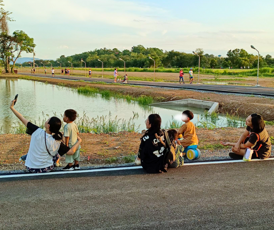 คาเฟ่เด็ก สนามเด็กเล่นข้างสนามบินเก่าเชียงราย